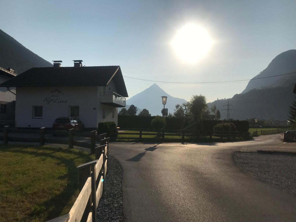 Apart Alp Line Apartamento Mils bei Imst Exterior foto