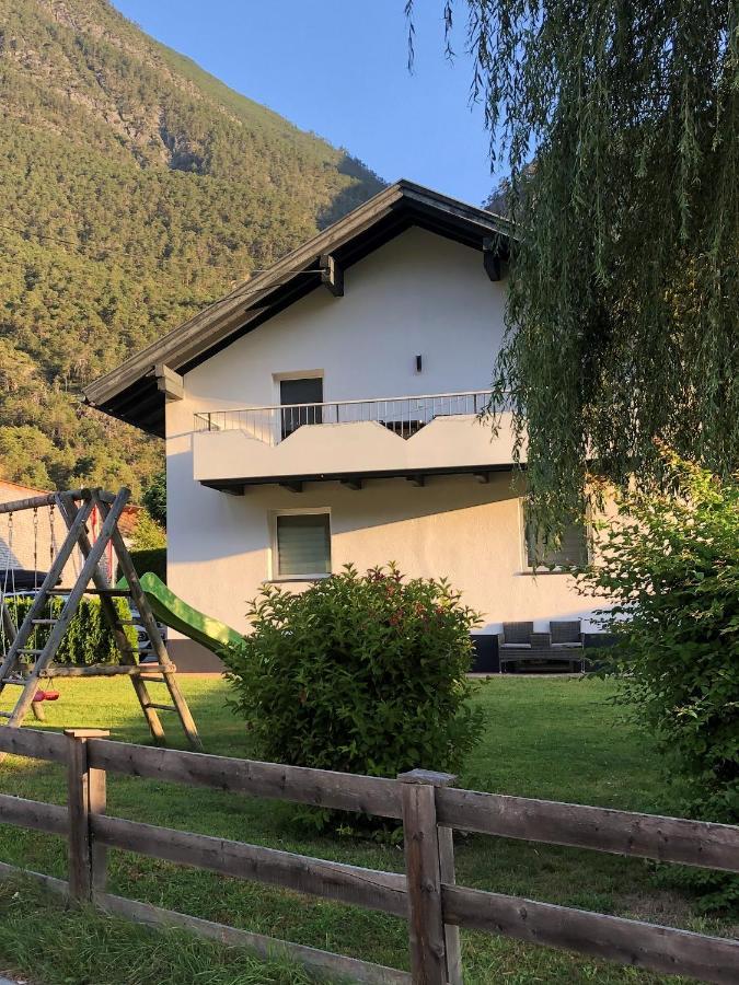 Apart Alp Line Apartamento Mils bei Imst Exterior foto