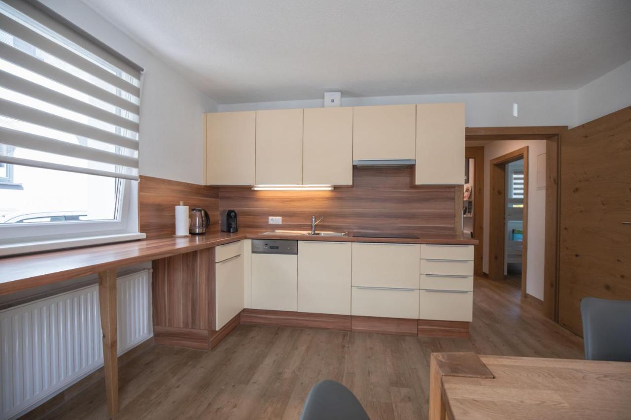 Apart Alp Line Apartamento Mils bei Imst Exterior foto